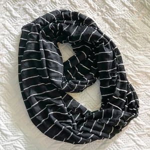 Black and White Infinity Scarf